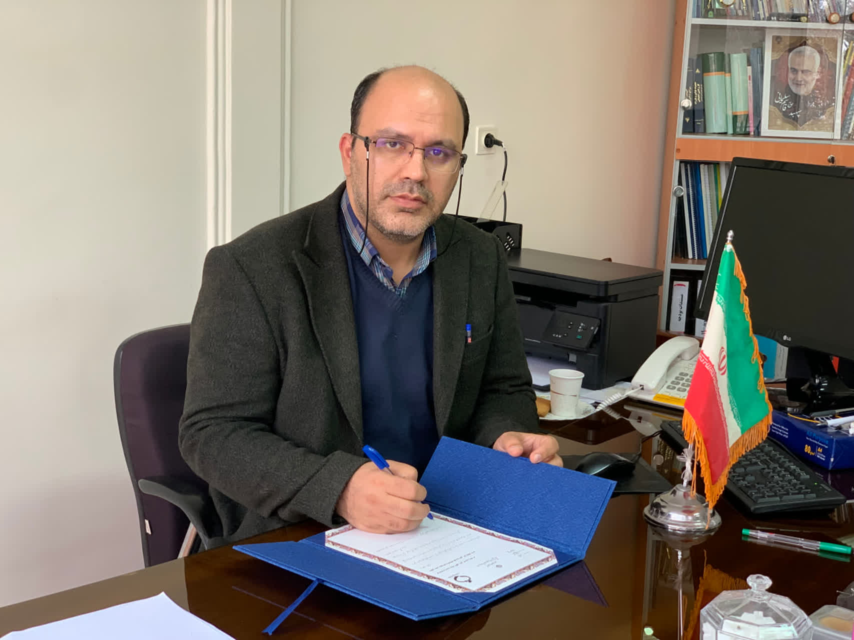 در-دنیایی-که-هوش-مصنوعی-هر-لحظه-محتوایی-تولید-می-کند-ما-بیش-از-هر-زمان-دیگر-به-سواد-رسانه-ای-نیاز-داریم-------------------------------------------